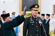 Sehari Usai Dilantik sebagai Kapolri, Suyudi Ario Seto Mutasi 19 Kapolda